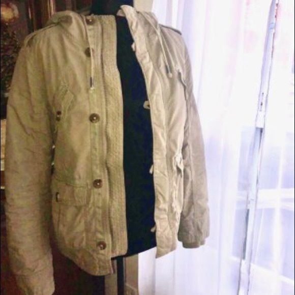 TNA Cozy Green Jacket 💚 - Picture 4 of 14